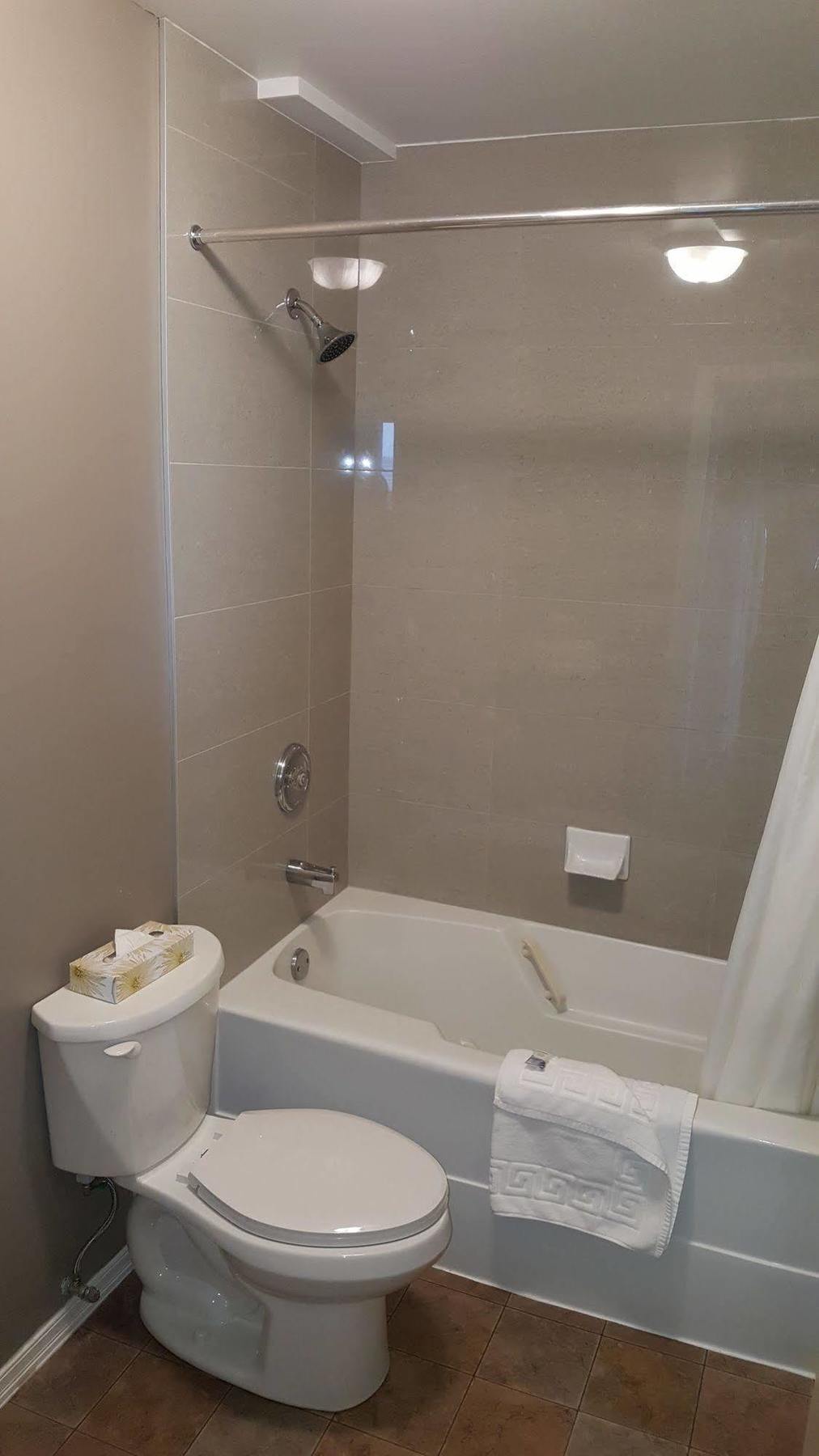 The Cedarwood Inn & Suites Сидней Экстерьер фото