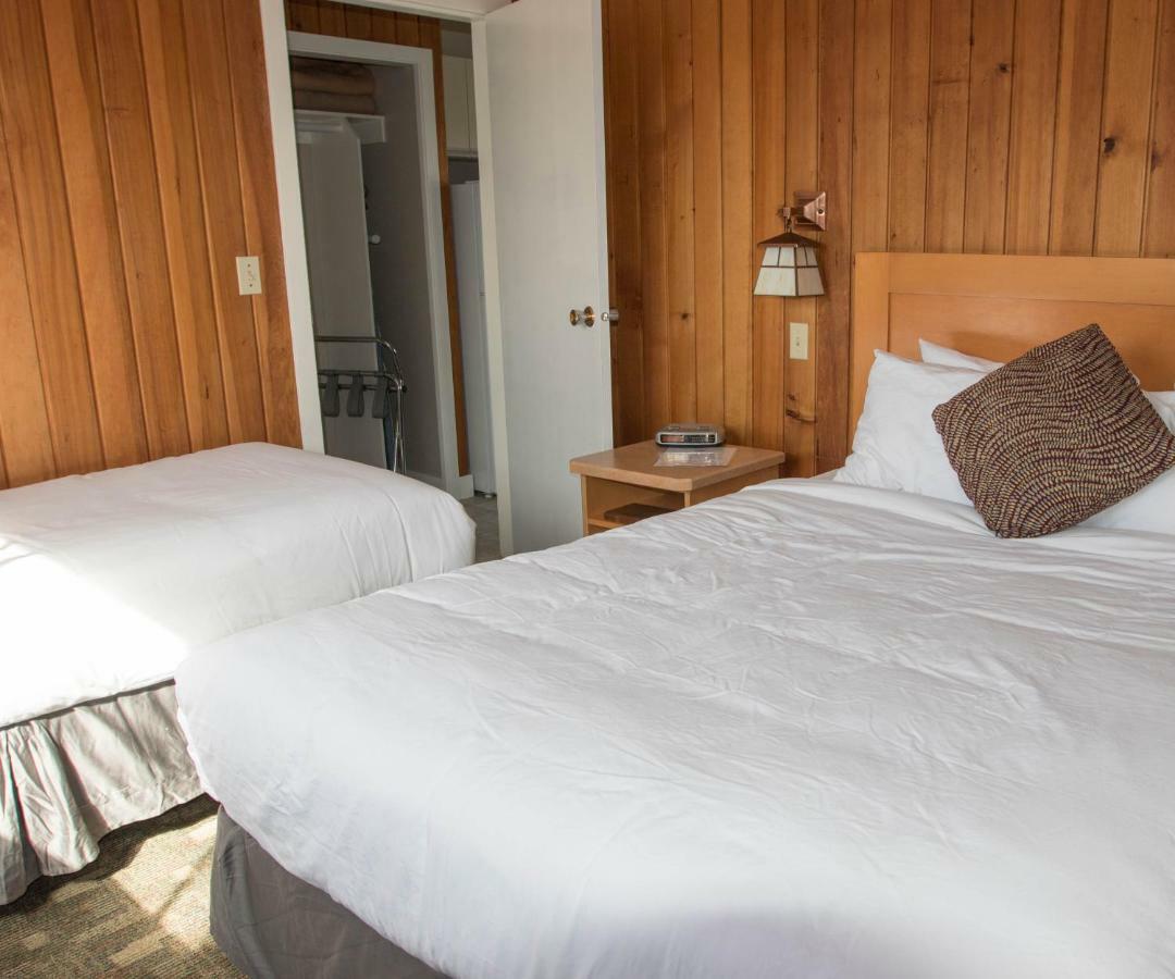 The Cedarwood Inn & Suites Сидней Экстерьер фото